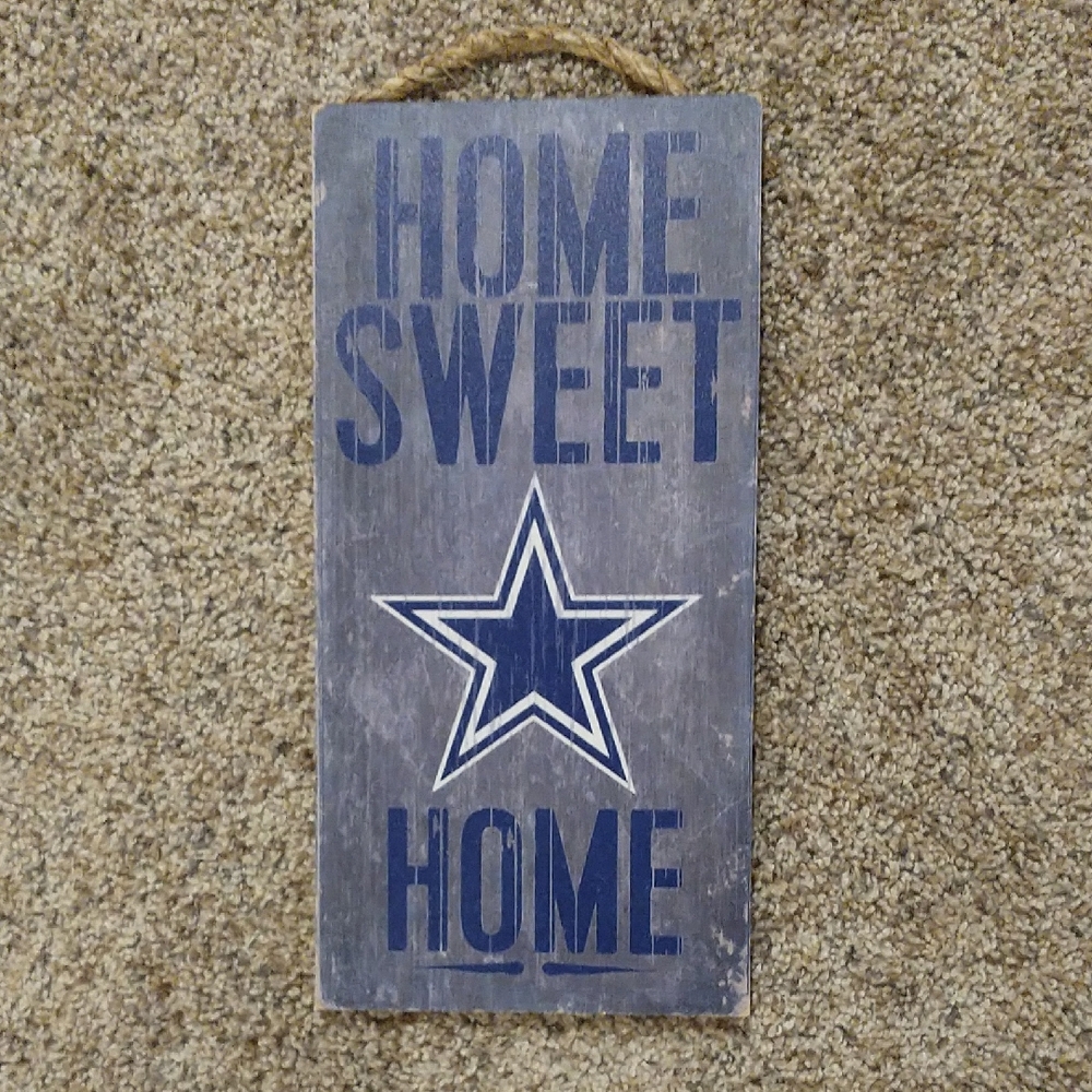 Blue and Gray Home Sweet Home Sign